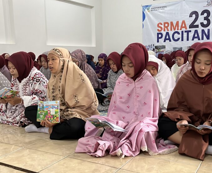 SALAT DHUHA BERJAMAAH, UPAYA SRMA 23 PACITAN BENTUK KARAKTER RELIGIUS SISWA